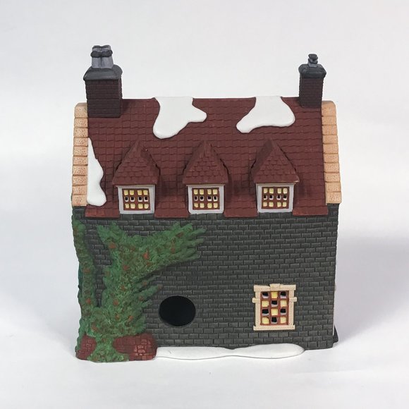 Department 56 "Dedlock Arms” 1994 3rd Editiion, Dickens Village Collection - Picture 7 of 10
